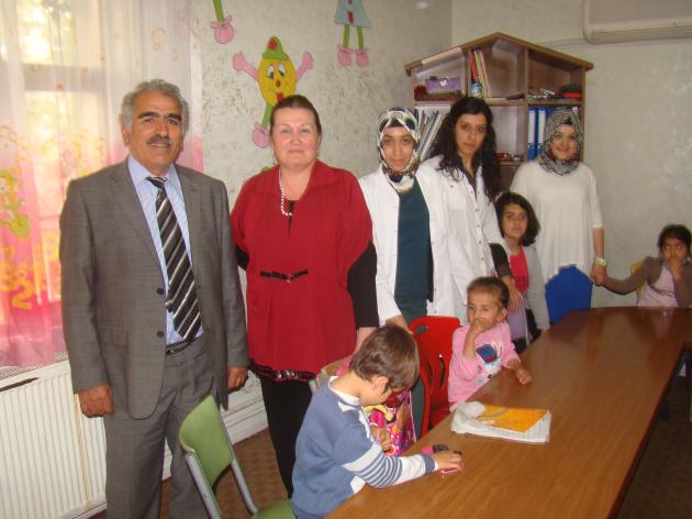 En Mukaddes Görev Engelli Çocukları Eğitmek